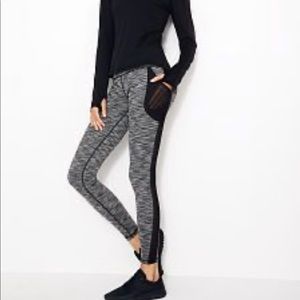 Victoria Sport the knockout pocket tight